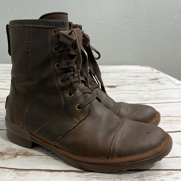Ugg Brown Shearling-Lined Boots size  booties Ashbury brown leather lace up - Picture 1 of 12